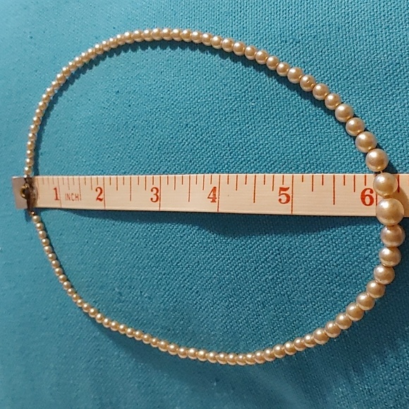 Faux Pearl Necklace - Picture 5 of 5